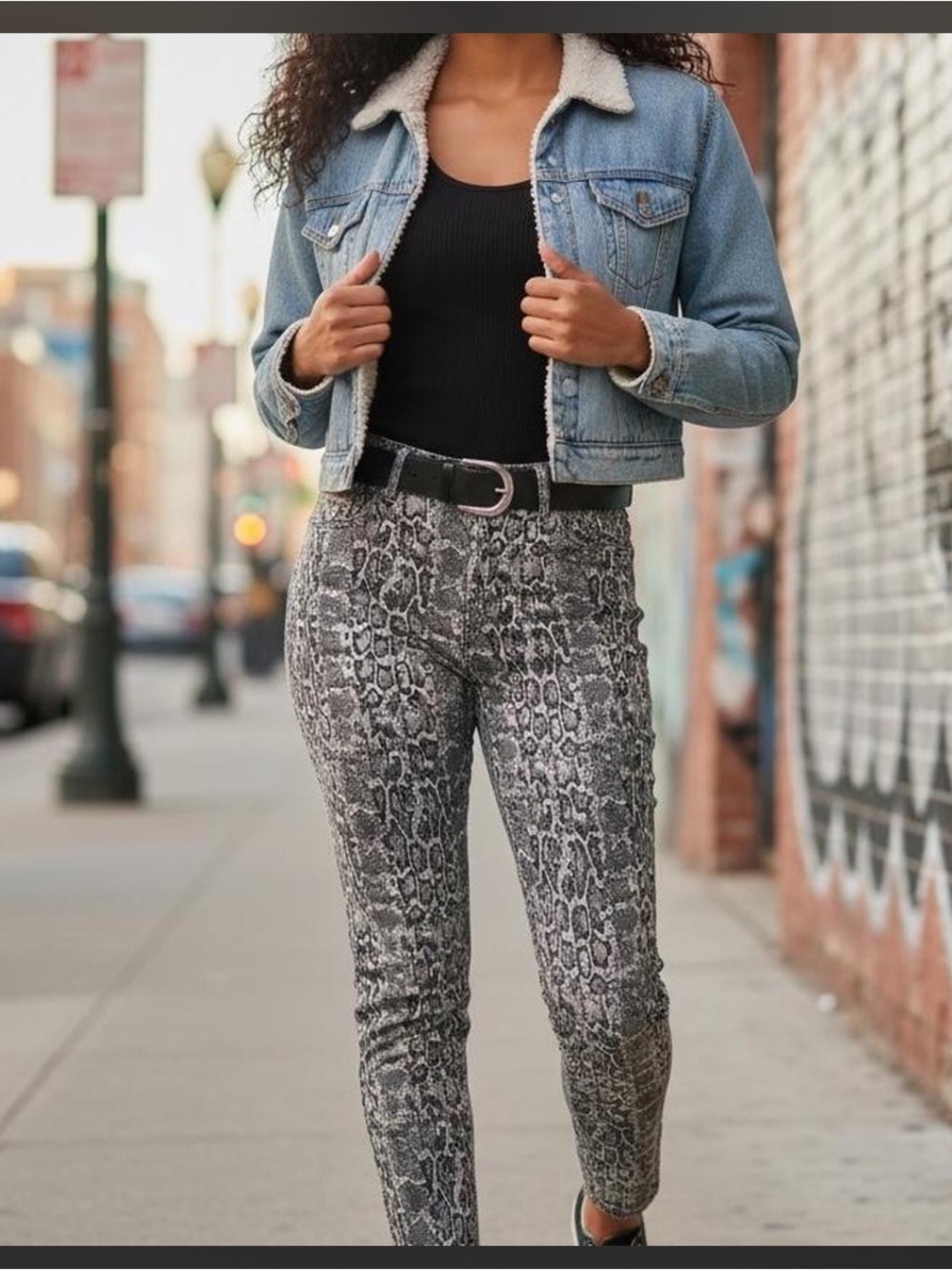 Spanx Jean-ish Snake Print Skinny Pants - Black & Gray size Small